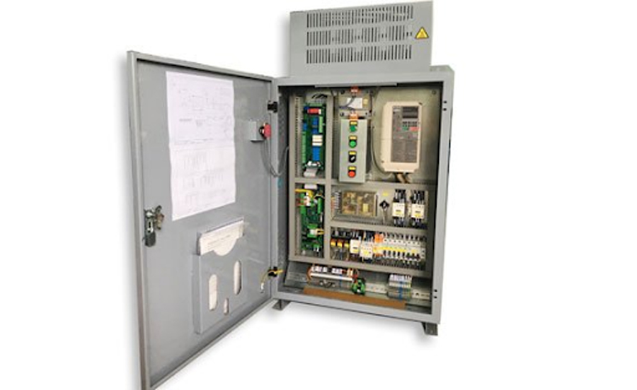Cấu tạo một tủ điều khiển thang máy gồm rất nhiều bộ phận như vỏ tủ, hệ thống relay, contactor