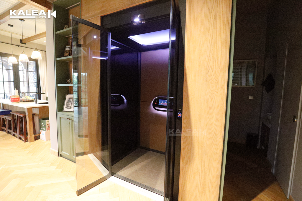 Thang máy cabin Kalea X30 Limited lắp đặt tại Vinhomes Riverside Hà Nội 