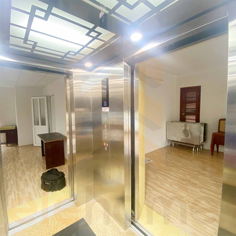 Trong thiết kế nhà ở, nhà cao tầng, thang máy cabin 2 cửa tiện lợi có thể mở ra lối đi vào 2 phòng hoặc 2 dãy hành lang khác nhau