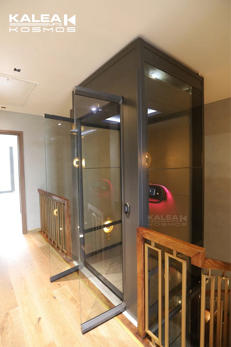 Thang máy nhập khẩu là thang máy được sản xuất từ các thương hiệu lớn trên thế giới và nhập khẩu nguyên chiếc về Việt Nam