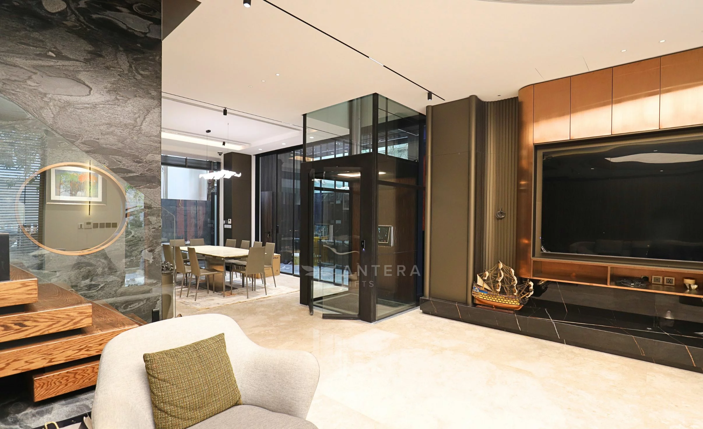 ANTERA LIFT