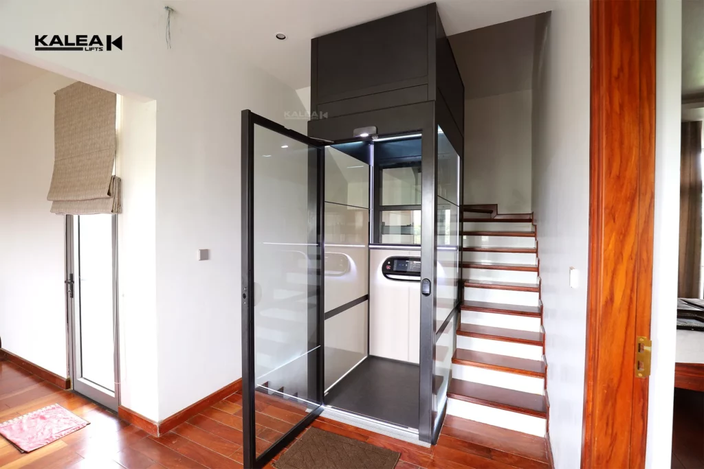 Thang máy mini trong nhà Kalea không cần xây phòng máy phía trên