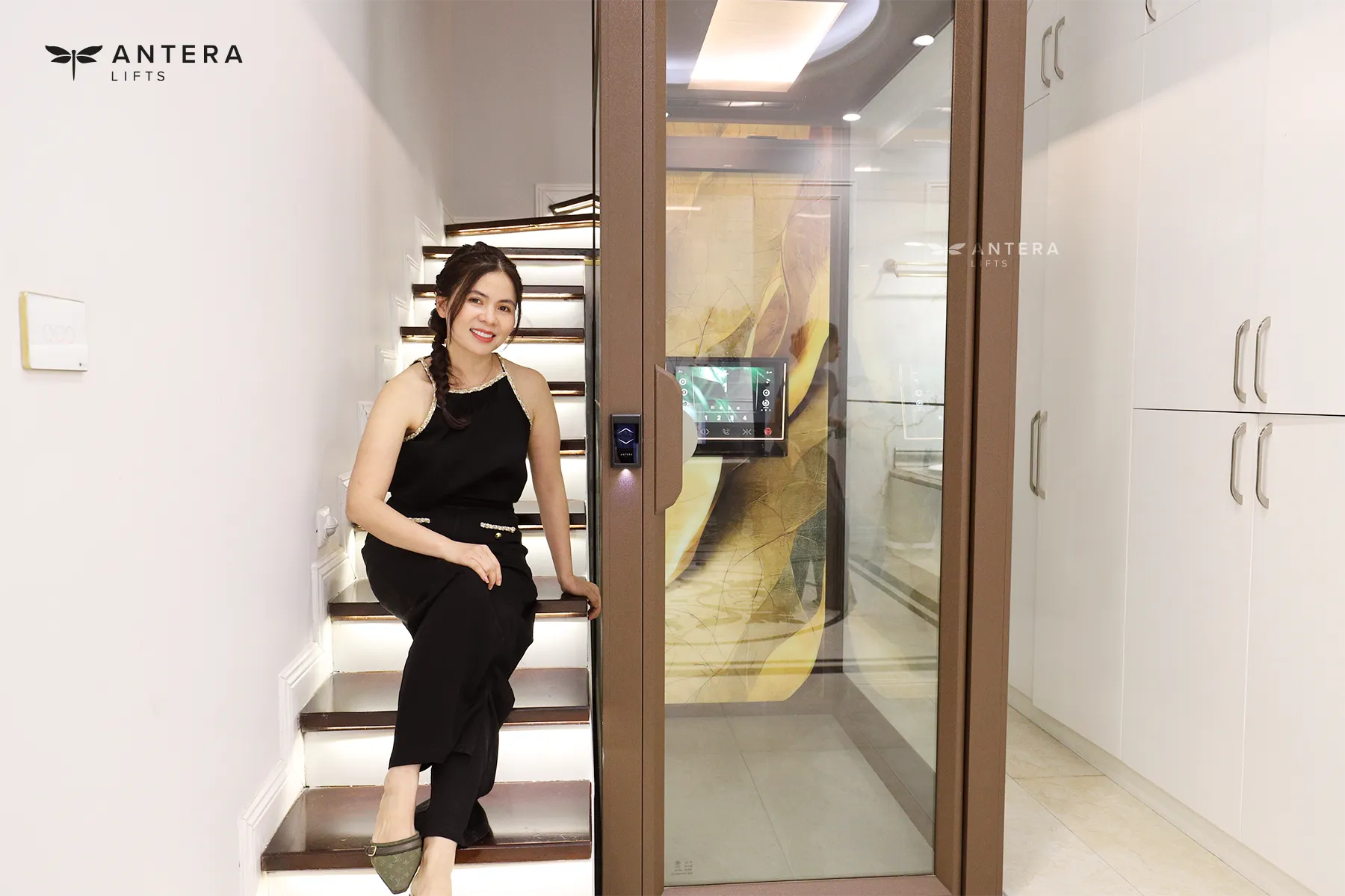 Lắp đặt thang máy kính Antera Lifts Z90 cho nhà đang ở tại Vinhomes Riverside
