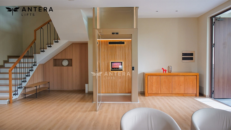 Thang máy mini giúp gia chủ bổ sung phương tiện di chuyển giữa các tầng trong những công trình có diện tích lắp đặt hạn chế.