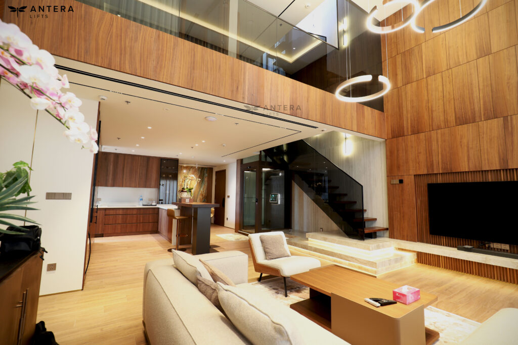Thang máy không hố pít Antera Lifts Z90 lắp đặt trong căn Penthouse tại TP.HCM