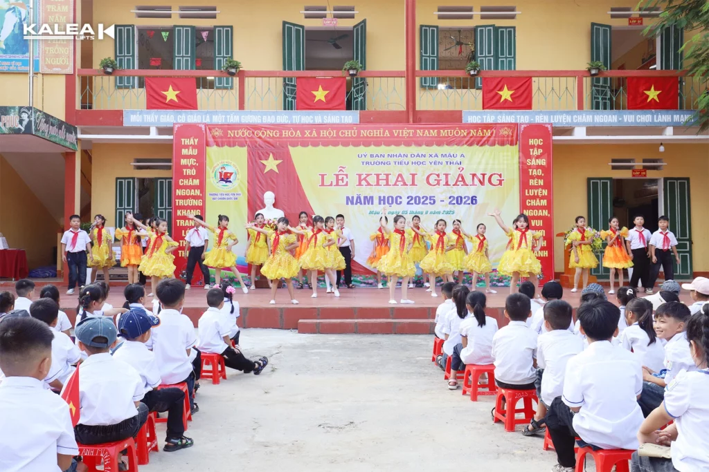 Thang máy gia đình Kalea Lifts tham dự lễ khai giảng tại Lào Cai năm 2025