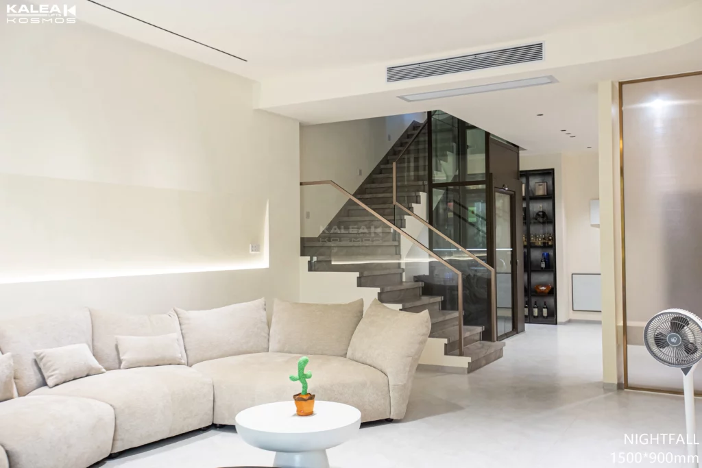 Lựa chọn thiết kế thang máy theo sở thích hoặc theo thiết kế chung của biệt thự nhằm toát lên sự đồng điệu và sang trọng