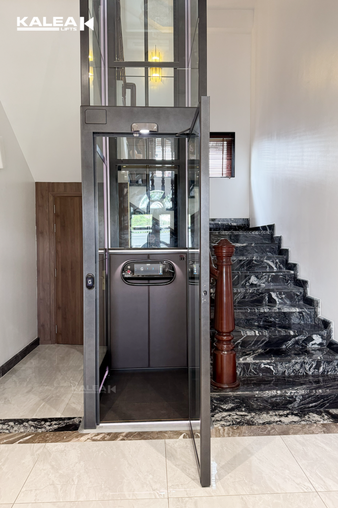 Sàn cabin gỗ tự nhiên của Kalea được nhiều gia chủ lựa chọn bởi cảm giác cao cấp và sang trọng khi sử dụng