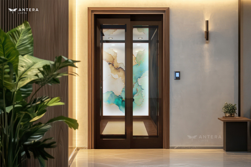 Để lựa chọn loại thang máy phù hợp cho không gian sống, gia chủ cần lưu ý các ưu điểm và nhược điểm của các dòng thang máy