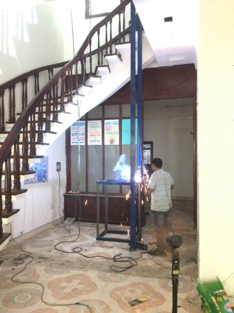Mục đích chính của việc lựa chọn loại thang máy này là để tiết kiệm chi phí đầu tư ban đầu