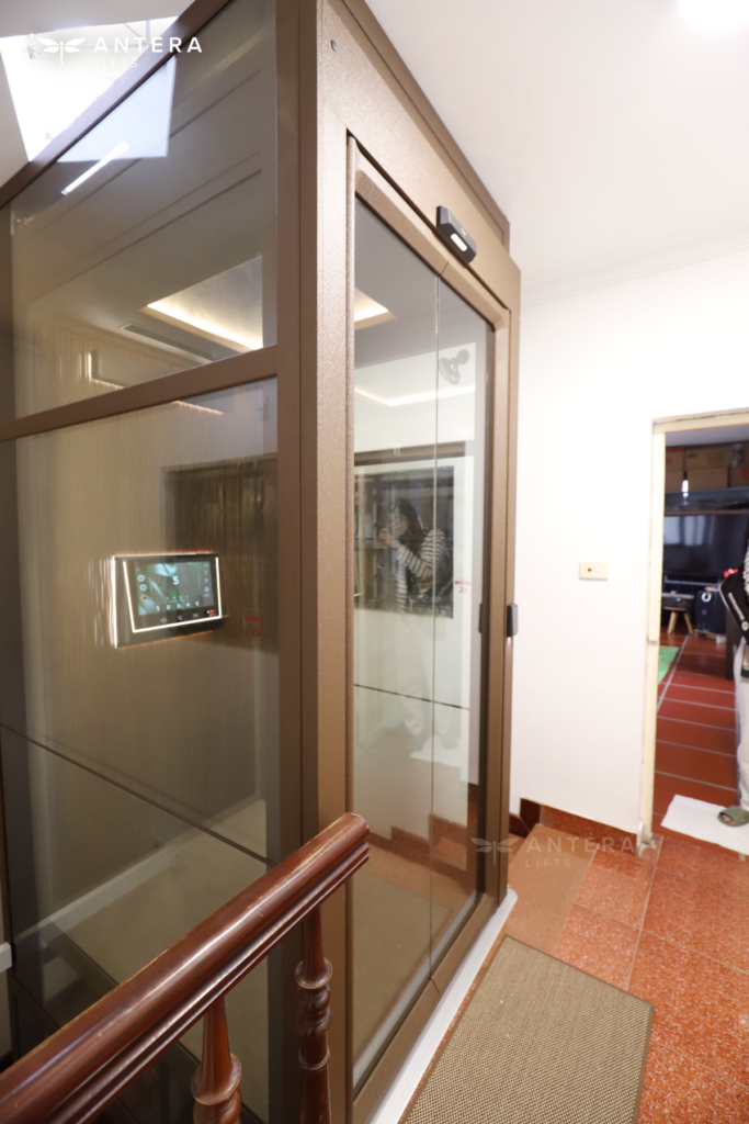 thang máy Antera Z90 phù hợp nhà phố có chiều cao tầng trên cùng khoảng 2500mm