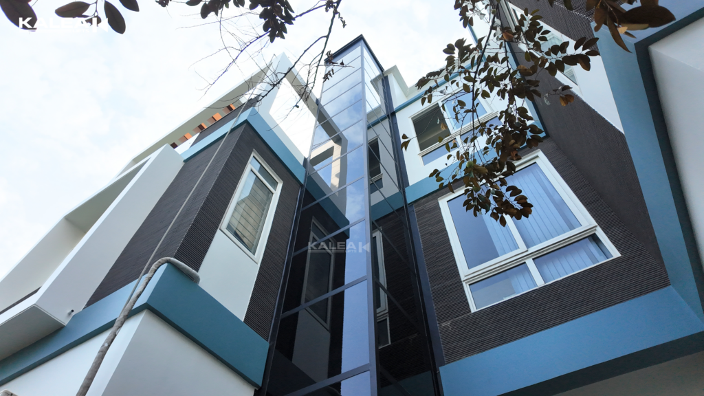 Thang kính Kalea X80 lắp ngoài trời với thiết kế sang trọng và tinh tế