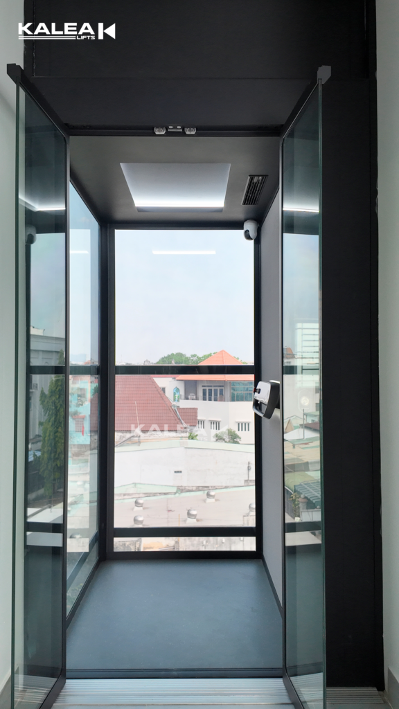 Thang kính Kalea X80 phù hợp hiện trạng công trình với tầng trên cùng cao 2.800 mm